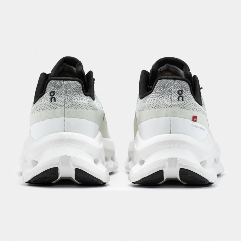 On Cloudtilt White Black - изображение 4